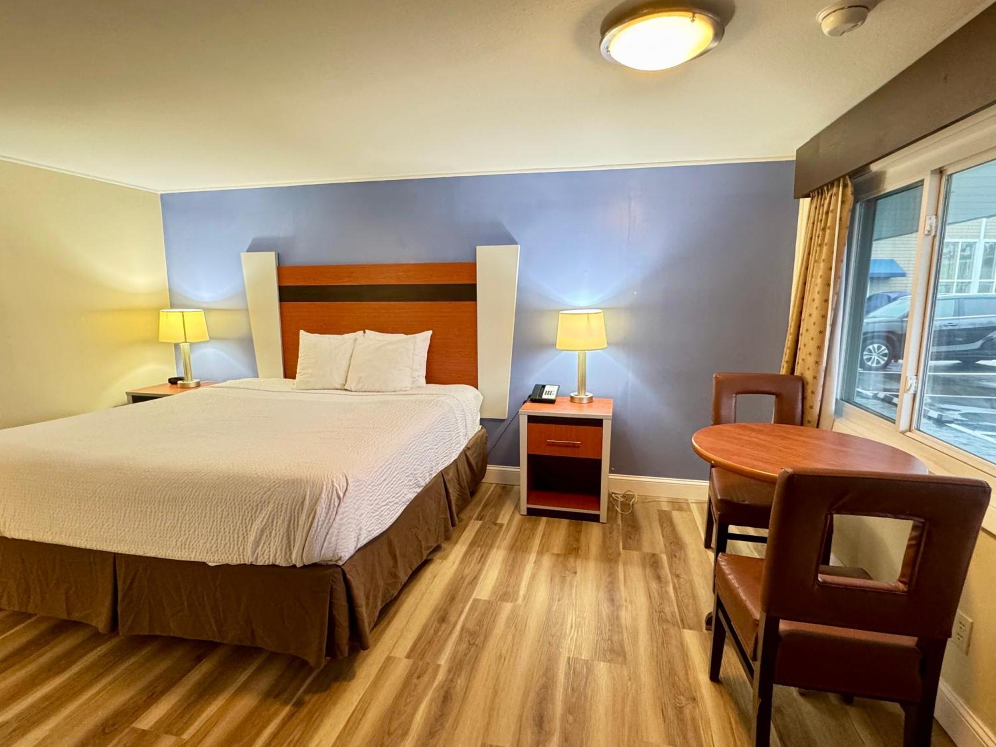 Days Inn By Wyndham - Cape Cod West Yarmouth Exterior foto