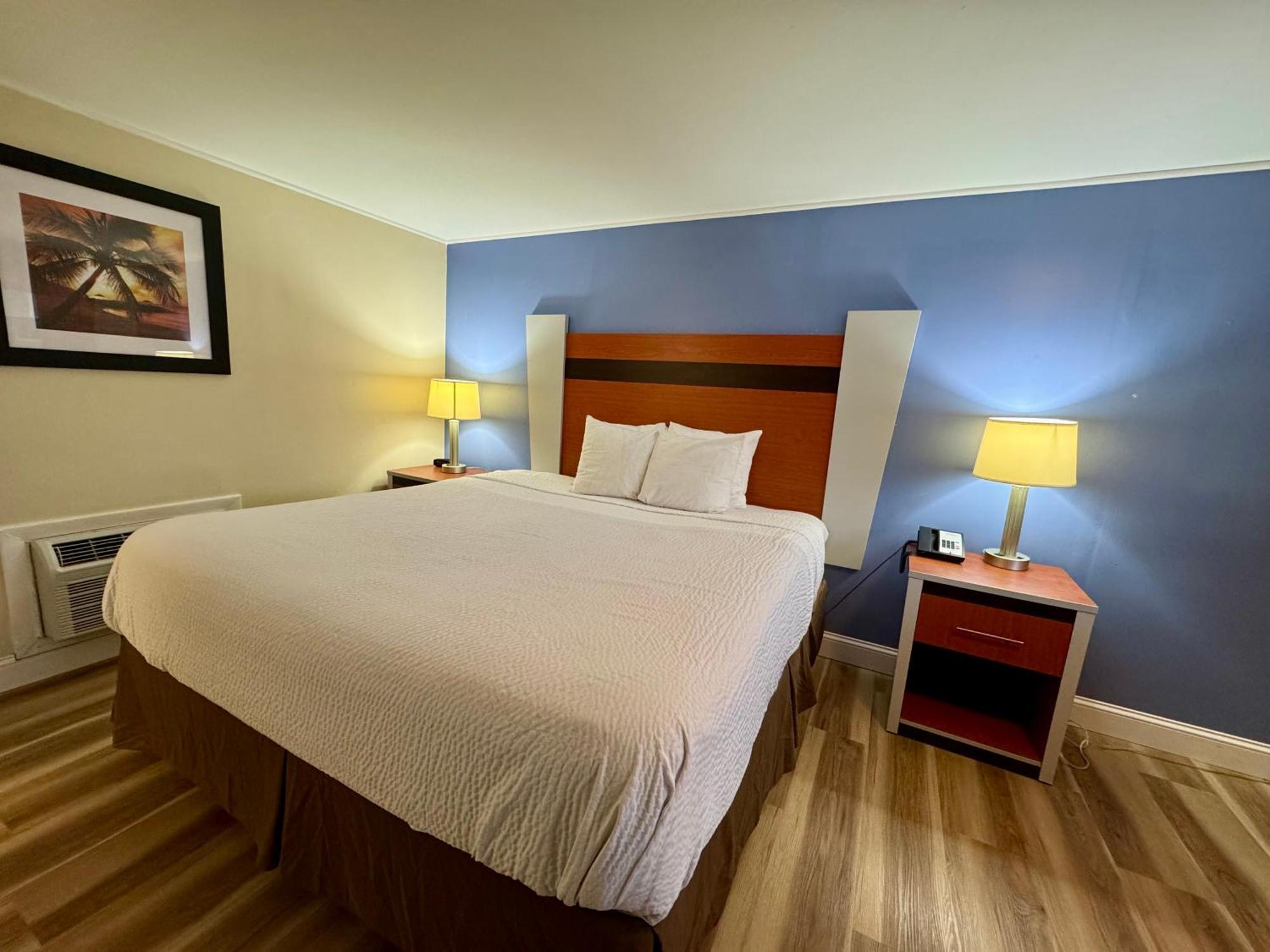 Days Inn By Wyndham - Cape Cod West Yarmouth Exterior foto